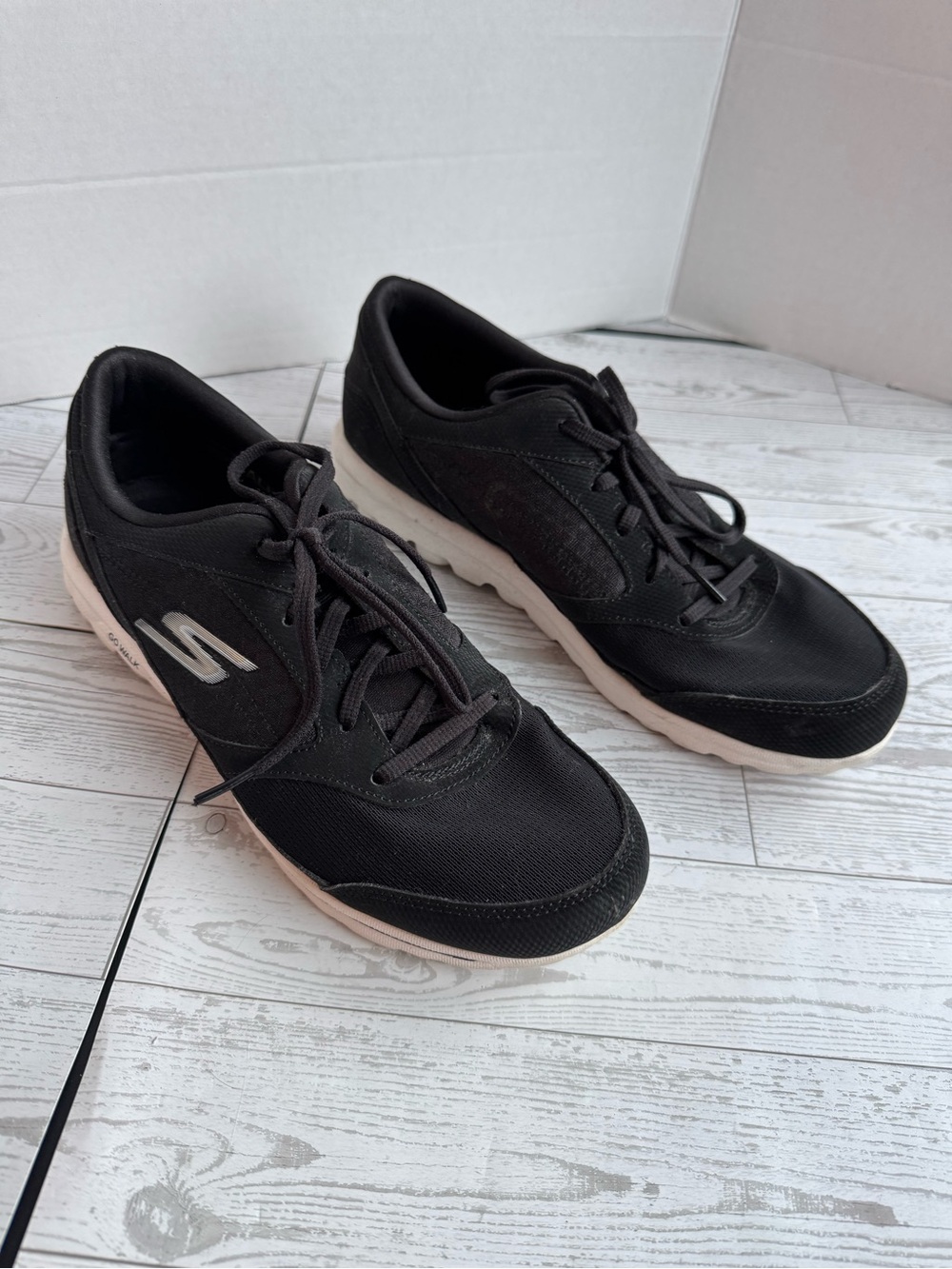 Skechers GoWalk Black Low-Top Sneakers with White sole size 10